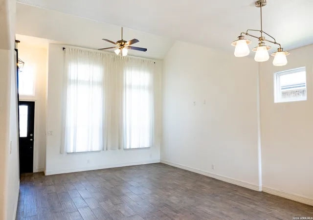 4th image of 20 Rio Seco, Uvalde, TX 78801 | MLS# 1949537