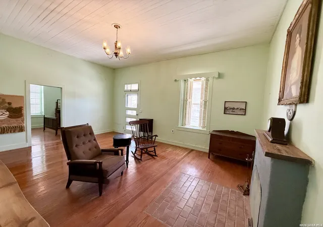 Photo 3 of Single family home for sale at 306 E El Paso, Brackettville, TX 78832 | MLS# 1949539 | Listing updated on 2026-04-11