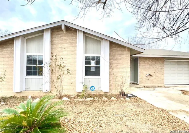 Homes for sale in San Antonio, TX | 8947 Seacliff St, San Antonio, TX 78242 | MLS# 1949559