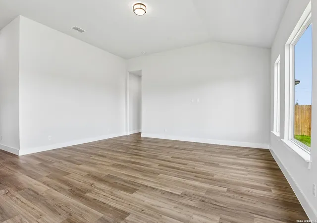 5th image of 1630 Saddleback Run, New Braunfels, TX 78130 | MLS# 1949580