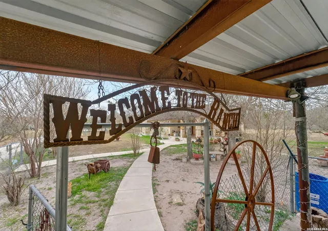 Photo 3 of Single family home for sale at 20134 S Jett Rd, San Antonio, TX 78264 | MLS# 1949706 | Listing updated on 2026-09-11