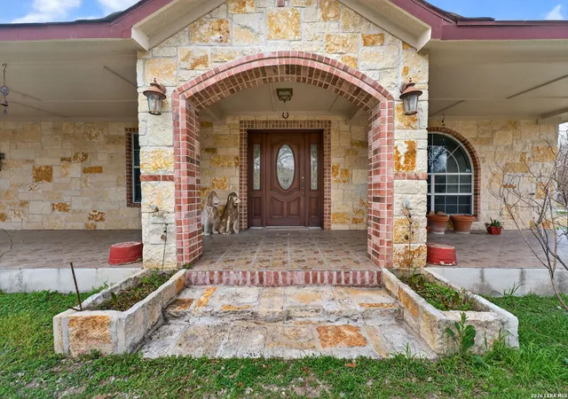 Photo 3 of Single family home for sale at 20134 S Jett Rd, San Antonio, TX 78264 | MLS# 1949706 | Listing updated on 2026-09-11