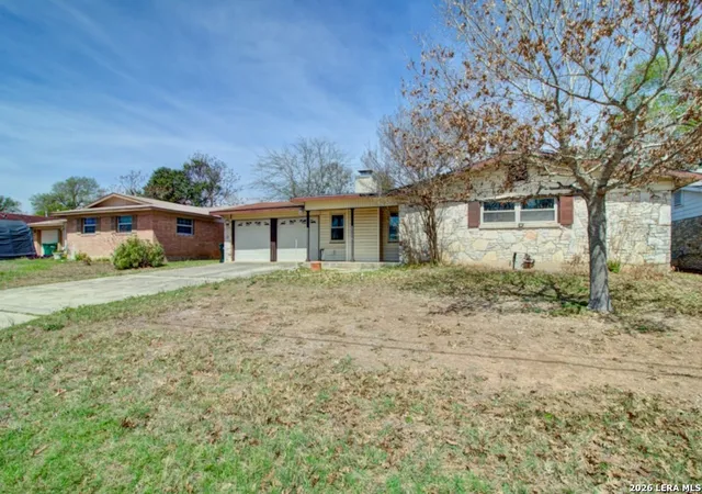 Photo 2 of Single family home for sale at 121 Young, Universal City, TX 78148 | MLS# 1949718 | Listing updated on 2026-09-18