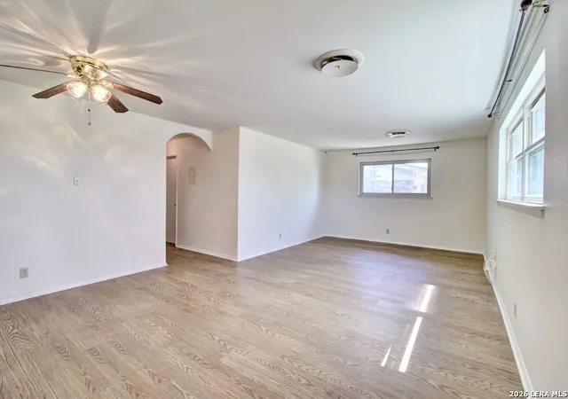 Photo 3 of Single family home for sale at 121 Young, Universal City, TX 78148 | MLS# 1949718 | Listing updated on 2026-09-18