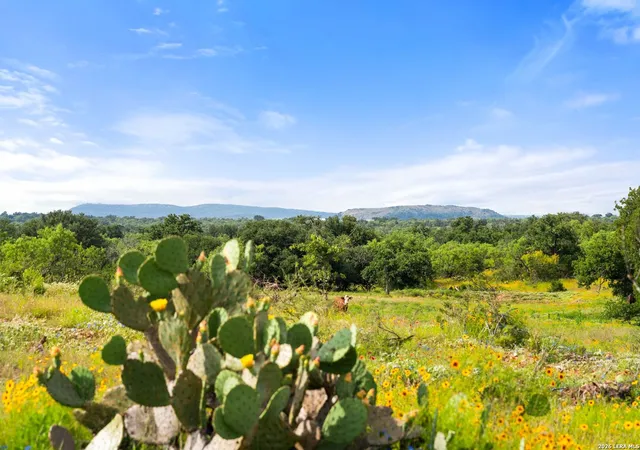 Photo 4 of House for sale at 3722 Ranch Road 2241, Llano, TX 78643 | MLS# 1949720 | Listing updated on 2026-06-08
