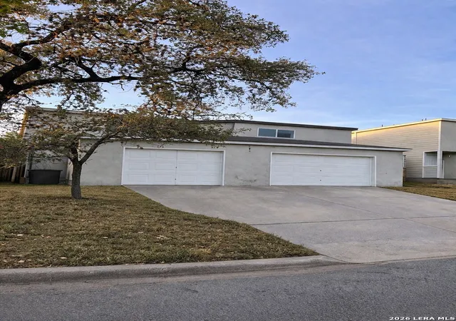 Photo 2 of Sale Pending at 8911 Maverick Draw, San Antonio, TX 78250 | MLS# 1949724 | Listing updated on 2026-04-27