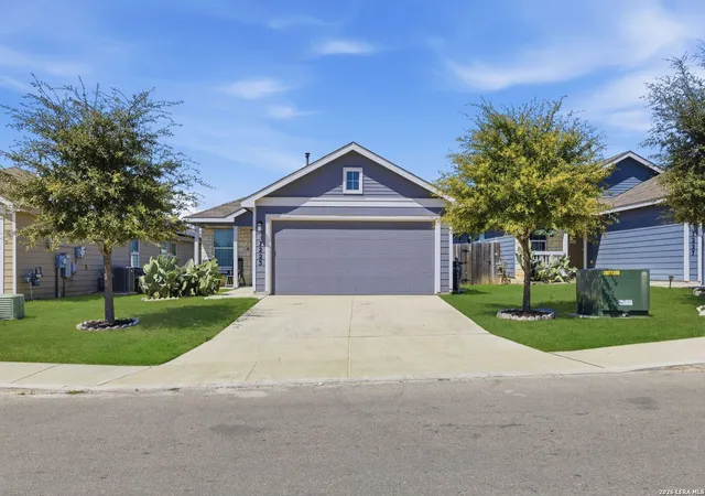 Photo 1 of Sale Pending at 7223 Rosada Way, San Antonio, TX 78218 | MLS# 1949741 | Listing updated on 2026-05-12