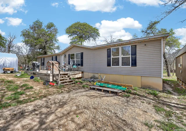 Photo 3 of Single family home for sale at 1707 Medina Cir, San Antonio, TX 78264 | MLS# 1949752 | Listing updated on 2026-08-04