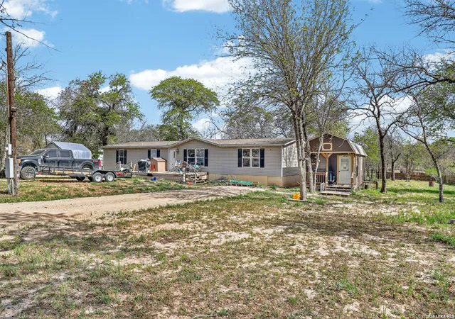 Photo 2 of Single family home for sale at 1707 Medina Cir, San Antonio, TX 78264 | MLS# 1949752 | Listing updated on 2026-08-04