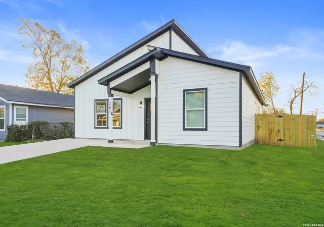 Photo 4 of Sale Pending at 202 Bundy, San Antonio, TX 78220 | MLS# 1949813 | Listing updated on 2026-07-31