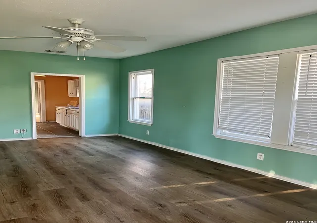 Photo 3 of Single family home for sale at 206 Thompson, San Antonio, TX 78225 | MLS# 1949824 | Listing updated on 2026-03-29