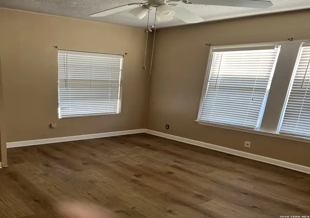 Photo 3 of Single family home for sale at 206 Thompson, San Antonio, TX 78225 | MLS# 1949824 | Listing updated on 2026-03-29
