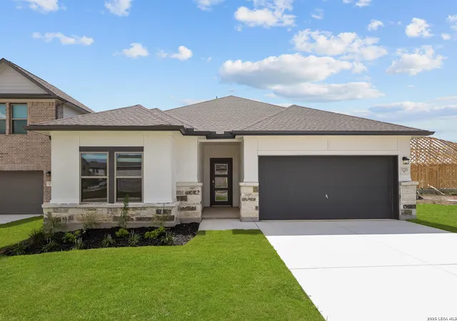 Photo 2 of Sale Pending at 3211 Tripp Tr, San Antonio, TX 78253 | MLS# 1949835 | Listing updated on 2026-08-14