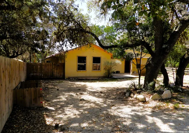 Photo 1 of Single family home for sale at 333 Rainbow Dr, Lakehills, TX 78063 | MLS# 1949838 | Listing updated on 2026-09-12
