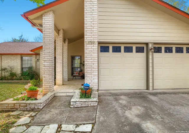 Photo 1 of Sale Pending at 1703 Ashley Cir, San Antonio, TX 78232 | MLS# 1949852 | Listing updated on 2026-03-31