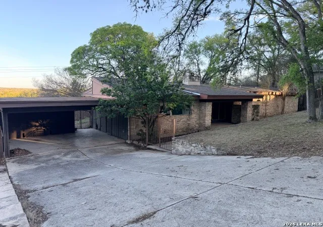 Photo 3 of Sale Pending at 19 Timbercrest, San Marcos, TX 78666 | MLS# 1949886 | Listing updated on 2026-04-27