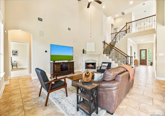 Photo 3 of Sale Pending at 3830 Ox Eye Daisy, San Antonio, TX 78261 | MLS# 1949889 | Listing updated on 2026-05-11