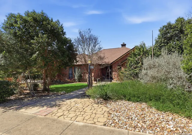 Photo 4 of Sale Pending at 27003 Rocky Holw, San Antonio, TX 78258 | MLS# 1949892 | Listing updated on 2026-04-13