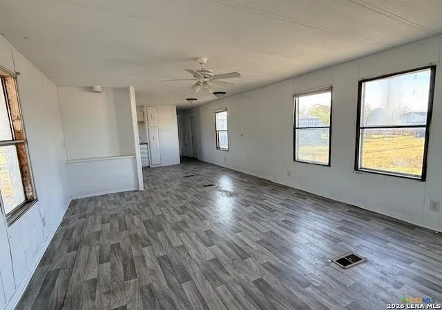 3rd image of 135 Creekway, Seguin, TX 78155 | MLS# 1949895