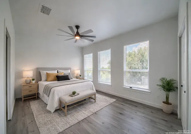 Photo 2 of Single family home for sale at 2066 Dry Creek, Canyon Lake, TX 78133 | MLS# 1949905 | Listing updated on 2026-05-07