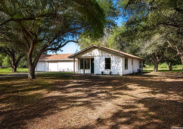Homes for sale in Mathis, TX | 202 Ranch Rd, Mathis, TX 78368 | MLS# 1949966