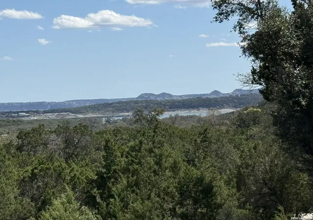 Photo 2 of Single family home for sale at 450 Hancock, Canyon Lake, TX 78133 | MLS# 1949996 | Listing updated on 2026-07-06