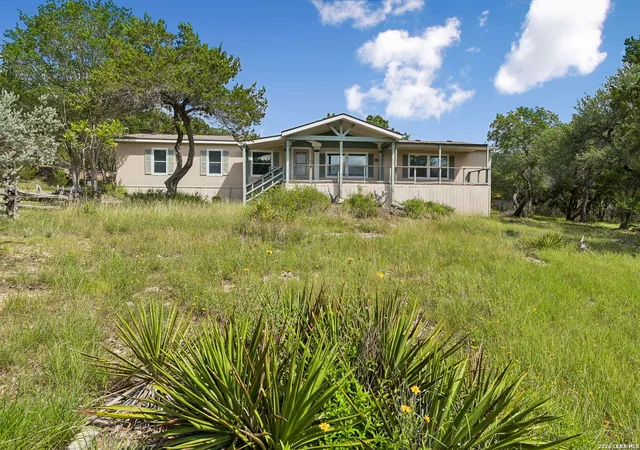 Photo 2 of Single family home for sale at 450 Hancock, Canyon Lake, TX 78133 | MLS# 1949996 | Listing updated on 2026-07-06