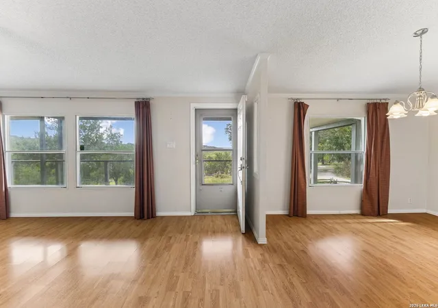 Photo 4 of Single family home for sale at 450 Hancock, Canyon Lake, TX 78133 | MLS# 1949996 | Listing updated on 2026-07-06