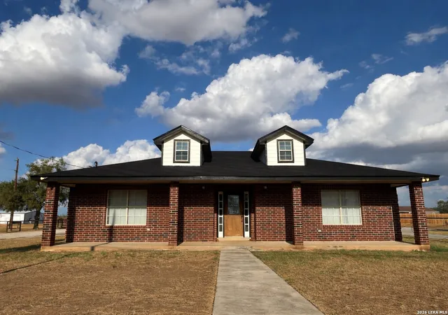 1st image of 513 State Hwy 123, Stockdale, TX 78160 | MLS# 1950053