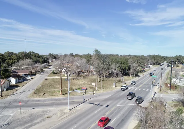 Photo 4 of Land for sale at 707 Commerce, Pleasanton, TX 78064 | MLS# 1950062 | Listing updated on 2026-04-23