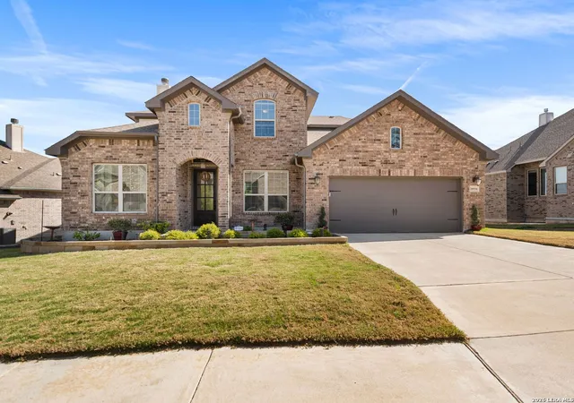 Photo 1 of Sale Pending at 28936 Bucking Bull, Fair Oaks Ranch, TX 78015 | MLS# 1950099 | Listing updated on 2026-04-01