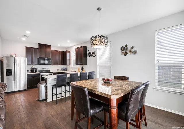 Photo 4 of Sale Pending at 9630 Pleasanton Pl, San Antonio, TX 78221 | MLS# 1950111 | Listing updated on 2026-04-27