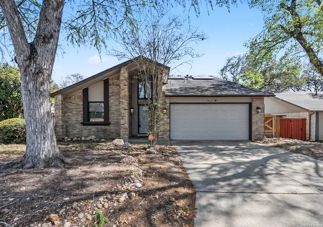 Photo 1 of Single family home for sale at 5934 Spring Valley, San Antonio, TX 78247 | MLS# 1950112 | Listing updated on 2026-04-24