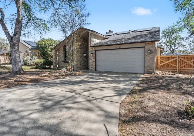 Photo 2 of Single family home for sale at 5934 Spring Valley, San Antonio, TX 78247 | MLS# 1950112 | Listing updated on 2026-04-24