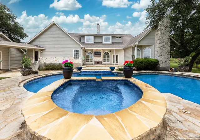 5th image of 7046 Devonshire, Spring Branch, TX 78070 | MLS# 1950127