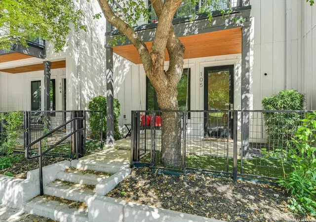 Photo 1 of Single family home for sale at 1226 S Presa #105, San Antonio, TX 78210 | MLS# 1950157 | Listing updated on 2026-03-30