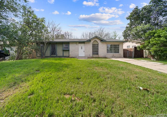 Single family home for sale at 4726 Casa Verde St, San Antonio, TX 78233 | MLS# 1950185 | Listing updated on 2026-03-30