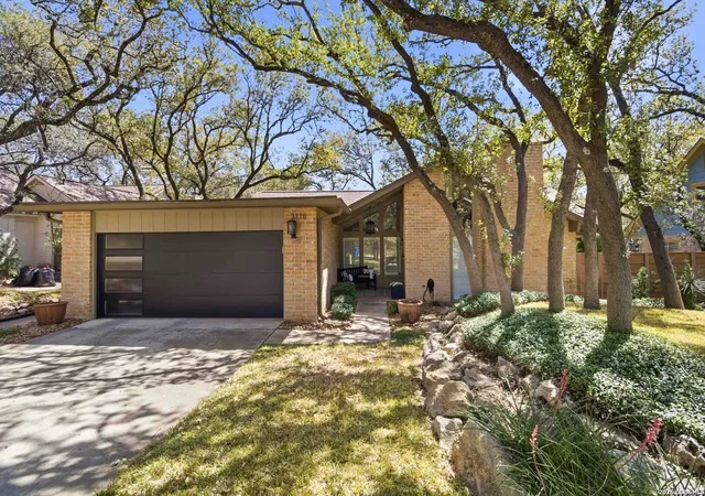 Photo 1 of Sale Pending at 3118 Quakertown, San Antonio, TX 78230 | MLS# 1950205 | Listing updated on 2026-04-12