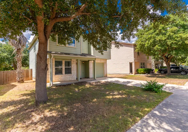 Photo 2 of Sale Pending at 13111 Southton Run, San Antonio, TX 78223 | MLS# 1950216 | Listing updated on 2026-04-27