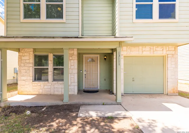 Photo 3 of Sale Pending at 13111 Southton Run, San Antonio, TX 78223 | MLS# 1950216 | Listing updated on 2026-04-27