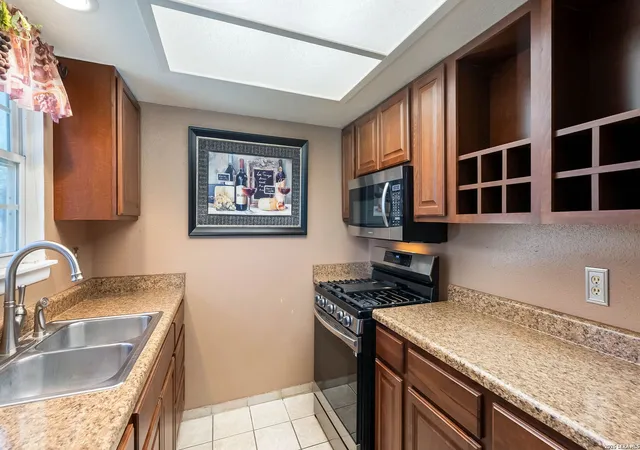Photo 4 of Single family home for sale at 7626 Meadow Lawn, San Antonio, TX 78251 | MLS# 1950222 | Listing updated on 2026-03-30