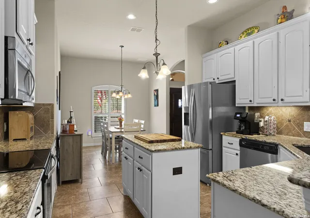 5th image of 15416 Albrecht, Selma, TX 78154 | MLS# 1950243