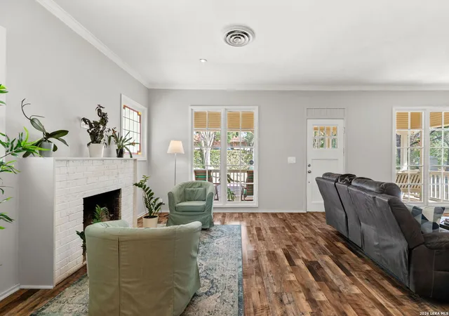 4th image of 230 Argyle, Alamo Heights, TX 78209 | MLS# 1950252