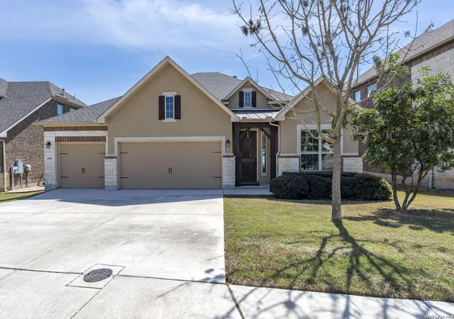 Photo 2 of Single family home for sale at 1082 Cedar Glen, New Braunfels, TX 78132 | MLS# 1950287 | Listing updated on 2026-10-12