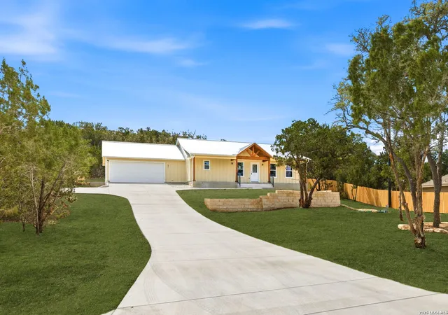 2nd image of 684 Appaloosa, Fischer, TX 78623 | MLS# 1950326