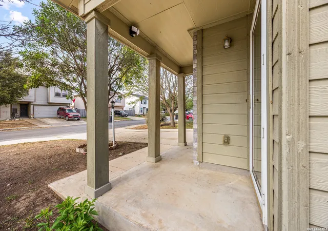 Photo 3 of Sale Pending at 5415 Burgate Farm, San Antonio, TX 78228 | MLS# 1950338 | Listing updated on 2026-09-17