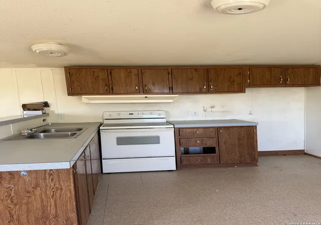 5th image of 2811 Southern Breeze, Hondo, TX 78861 | MLS# 1950369