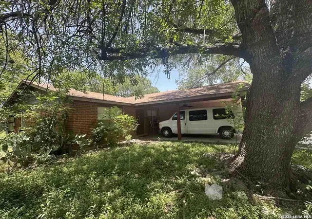 Photo 3 of Multi family home for sale at 1521 Eichen, New Braunfels, TX 78130 | MLS# 1950414 | Listing updated on 2026-08-17