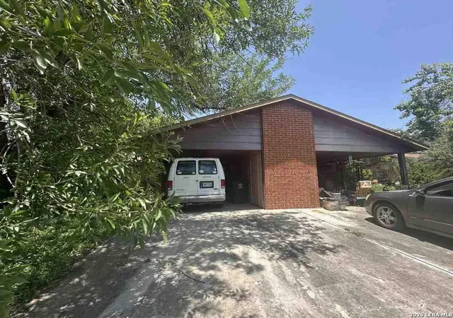1st image of 1521 Eichen, New Braunfels, TX 78130 | MLS# 1950414