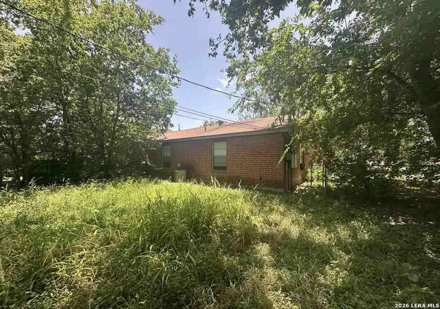 Photo 3 of Multi family home for sale at 1521 Eichen, New Braunfels, TX 78130 | MLS# 1950414 | Listing updated on 2026-08-17